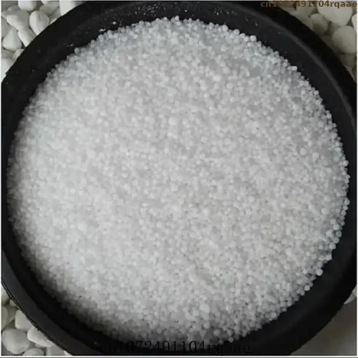 Urée de haute pureté N46% Engrais azoté agricole à action rapide Carbamide
