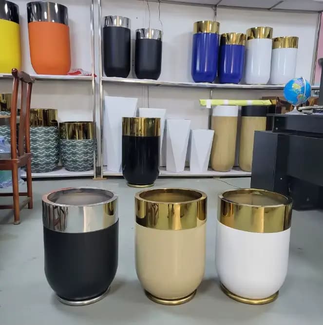 Grands Pots de jardinières de luxe modernes en or de 11 pouces