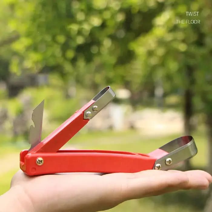 Couteau à écorce pour grattage d'arbres fruitiers
