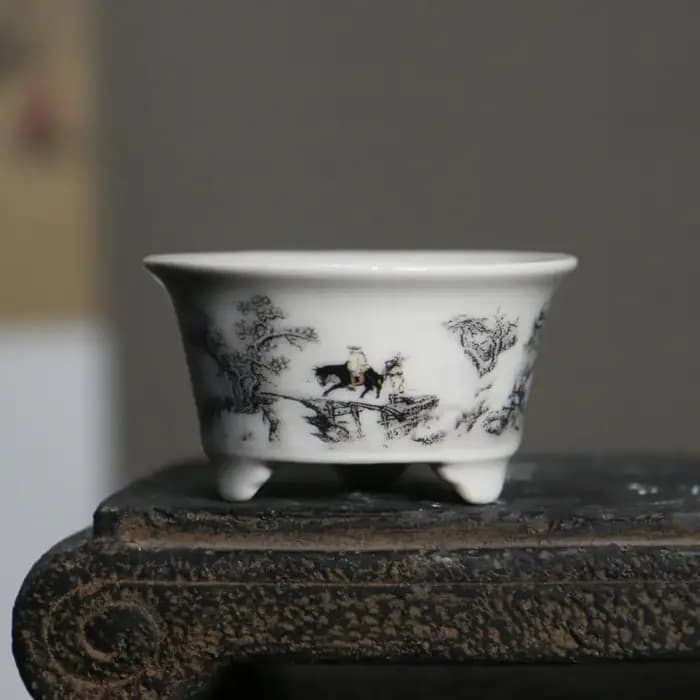 Mini pots de fleurs créatifs en argile violette
