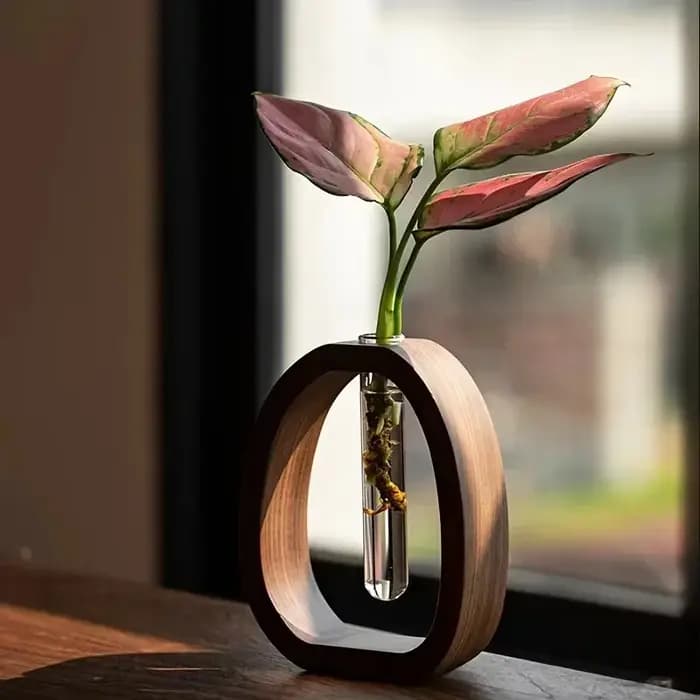 Ustensile à fleurs en bois massif
